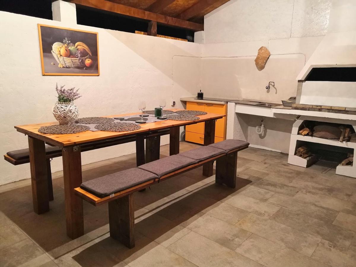Cypress Tree Holiday Apartments Privlaka  Bagian luar foto