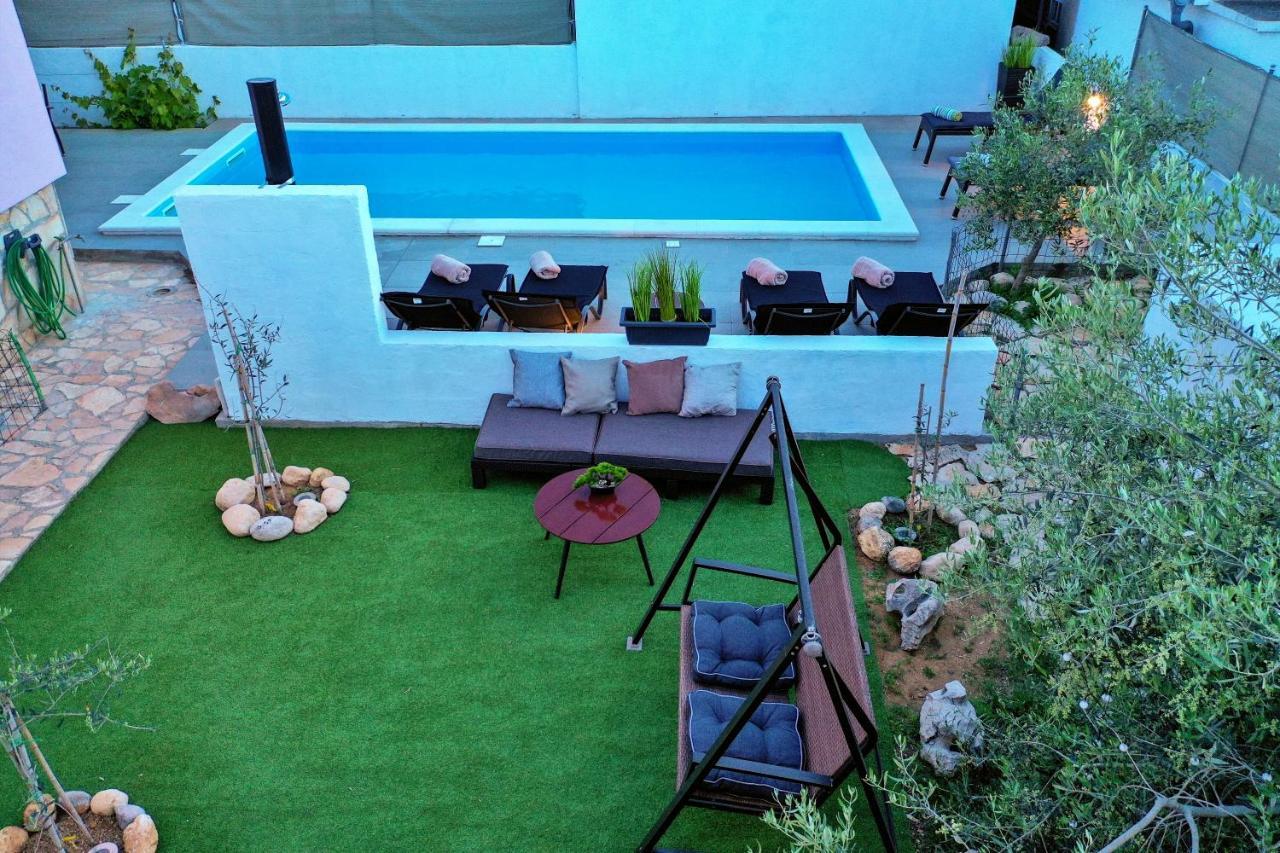 Cypress Tree Holiday Apartments Privlaka  Bagian luar foto