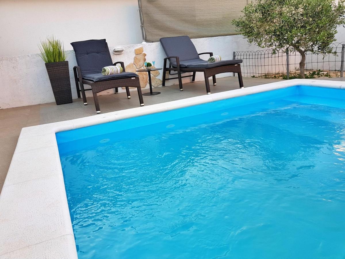 Cypress Tree Holiday Apartments Privlaka  Bagian luar foto